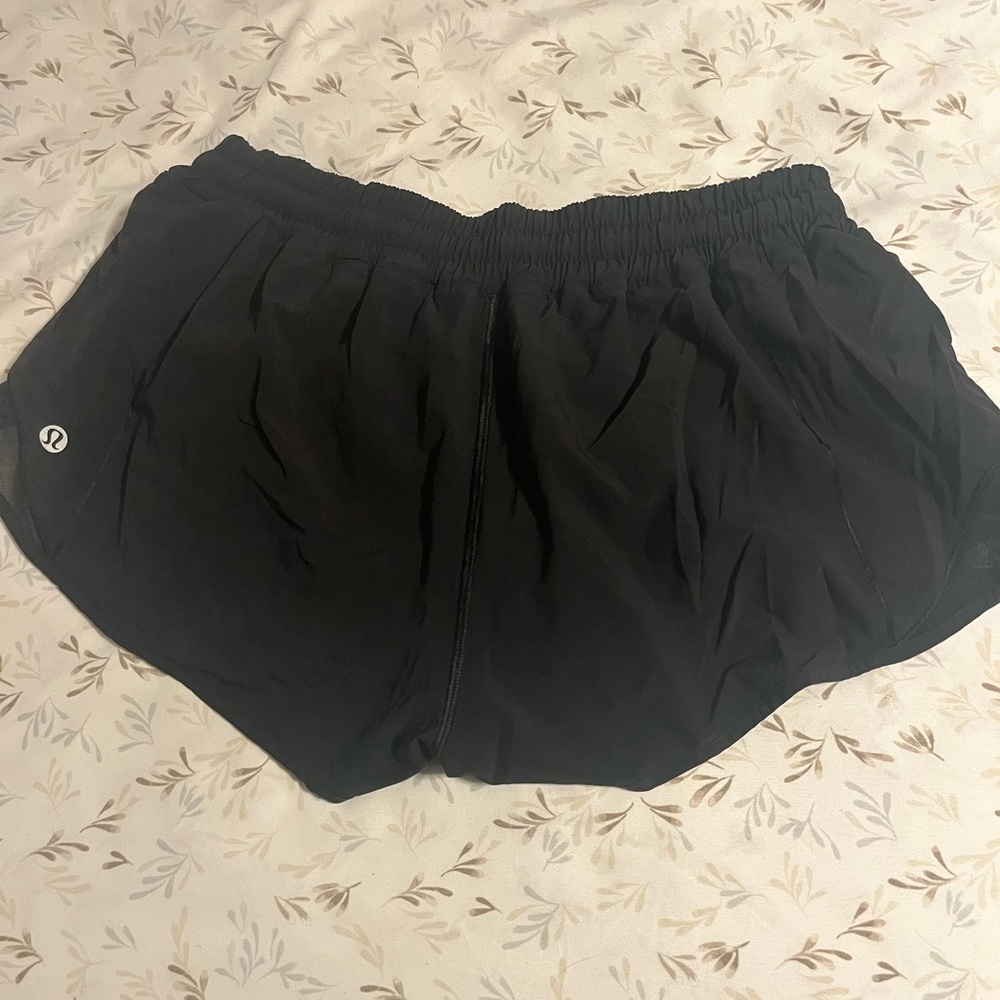 Lululemon Track That High-Rise Lined Short Size 8